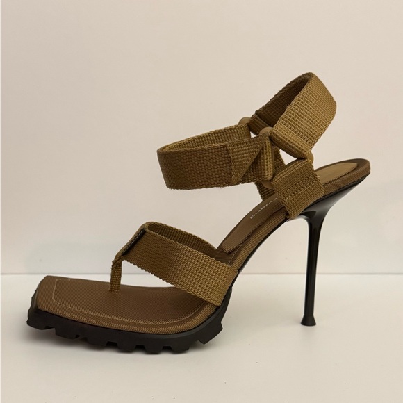 Alexander Wang Julie Lug Sport Thong Sandal Webbing in Sand - Picture 8 of 13